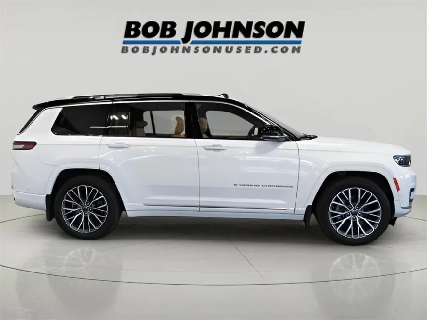 2021 Jeep Grand Cherokee L Summit Reserve photo 1