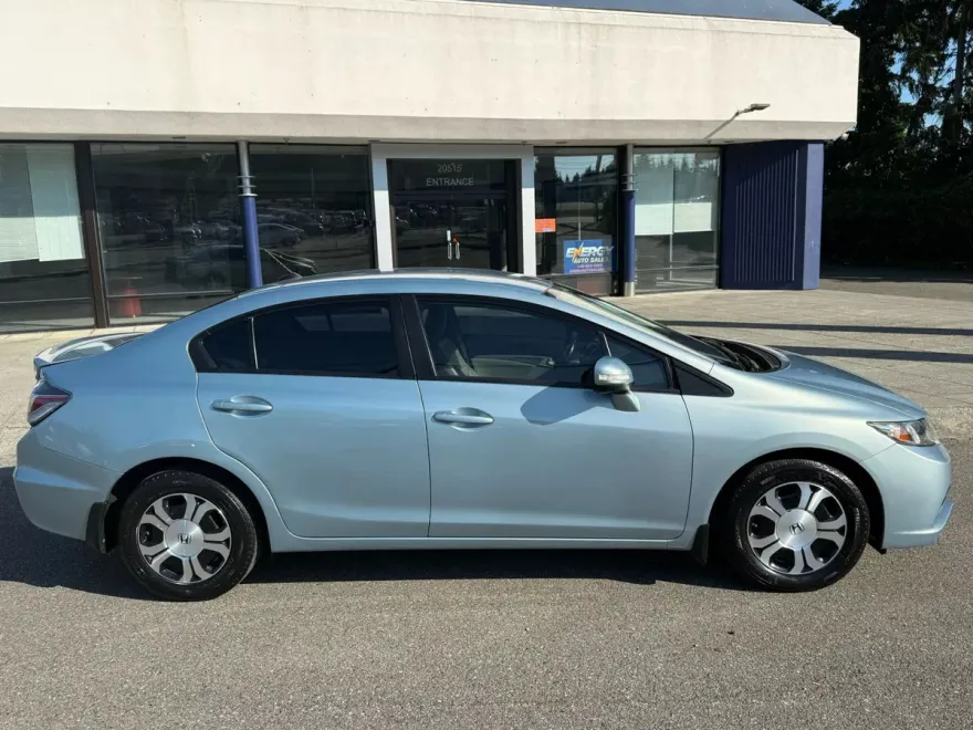2013 Honda Civic Hybrid photo 1
