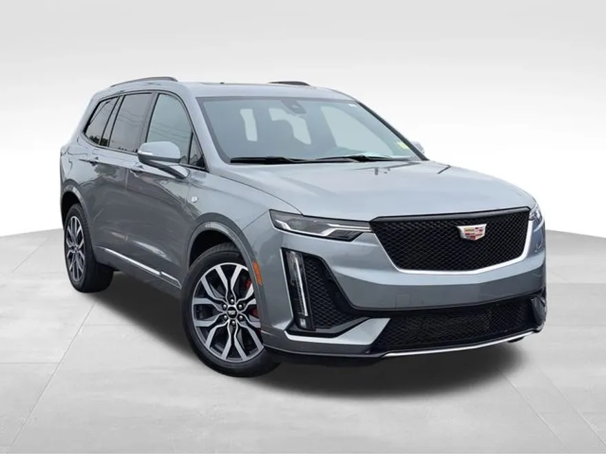 2024 Cadillac XT6 Sport photo 1