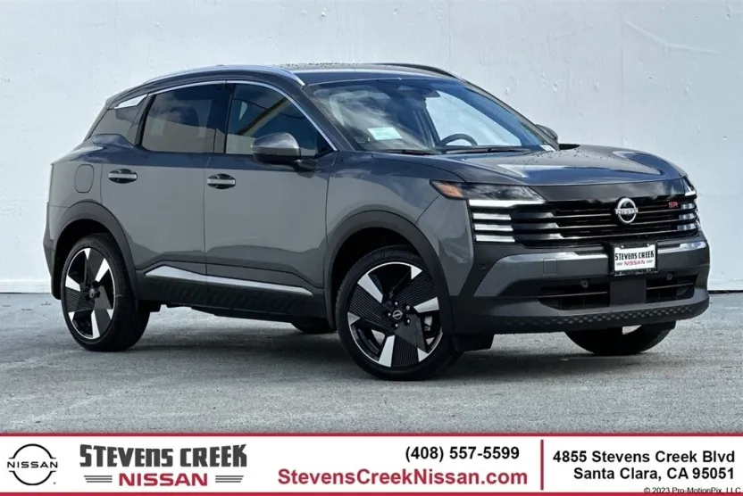 2025 Nissan Kicks SR photo 1
