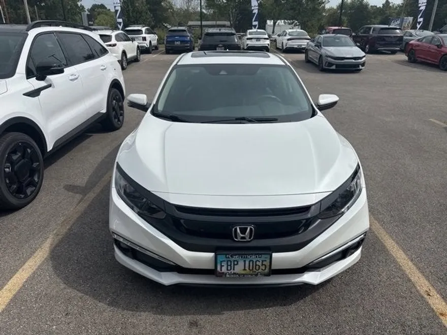 2019 Honda Civic EX-L photo 1