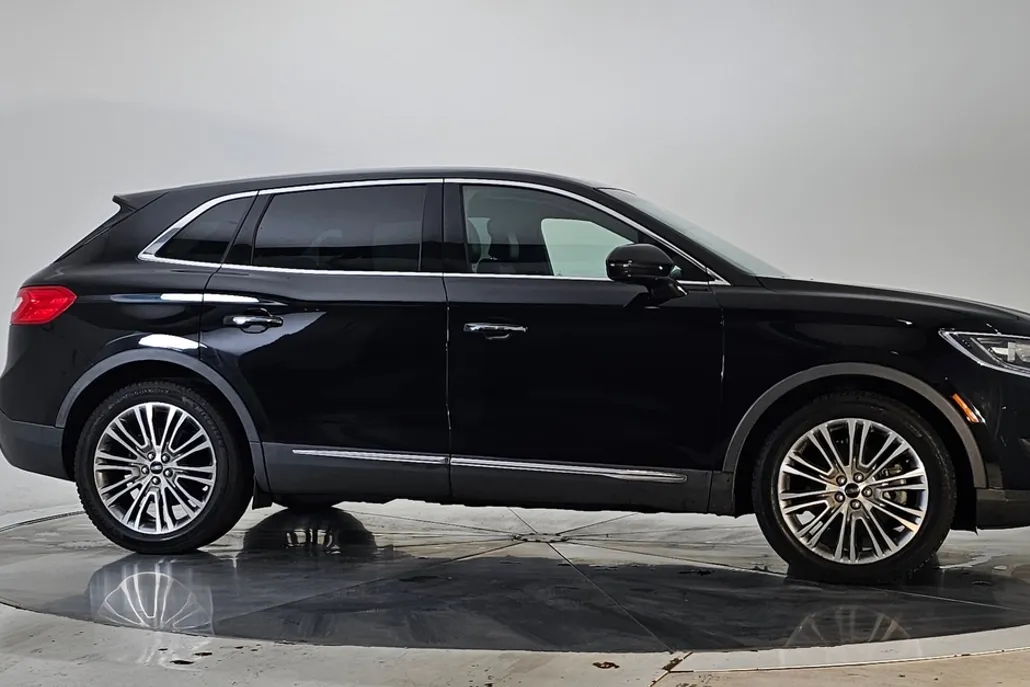 2016 Lincoln MKX Reserve photo 1