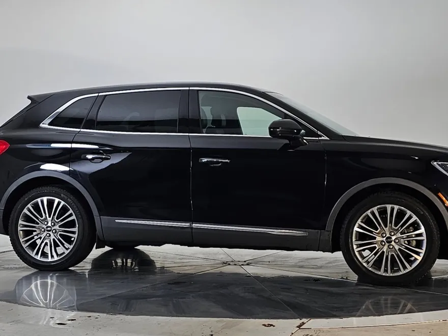 2016 Lincoln MKX Reserve photo 1
