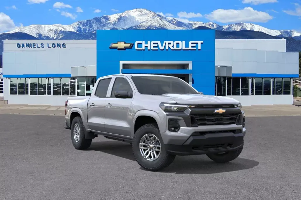 2026 Chevrolet Colorado LT photo 1