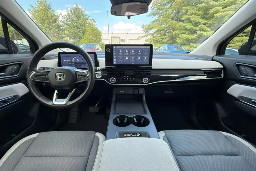2024 Honda Prologue EX photo 1