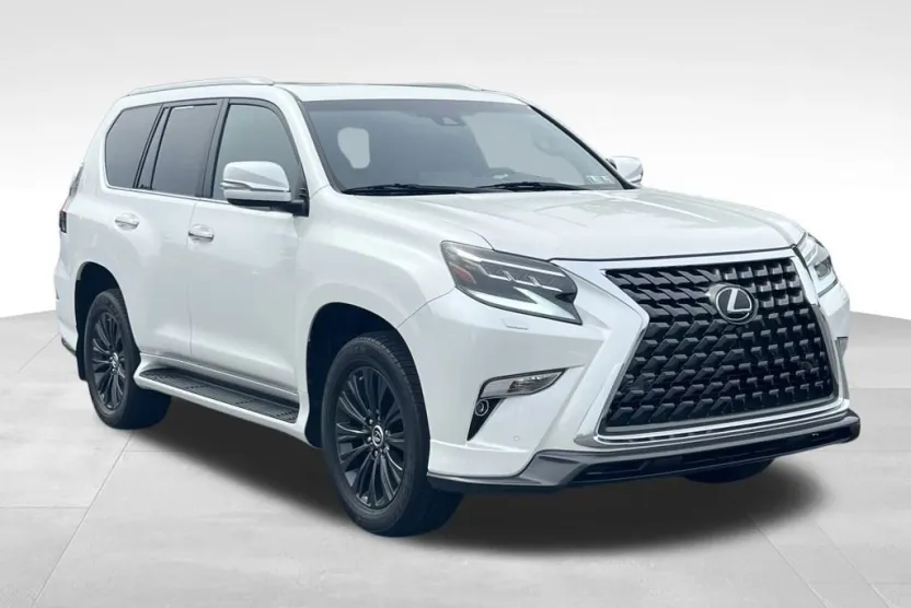 2023 Lexus GX 460 Luxury photo 1