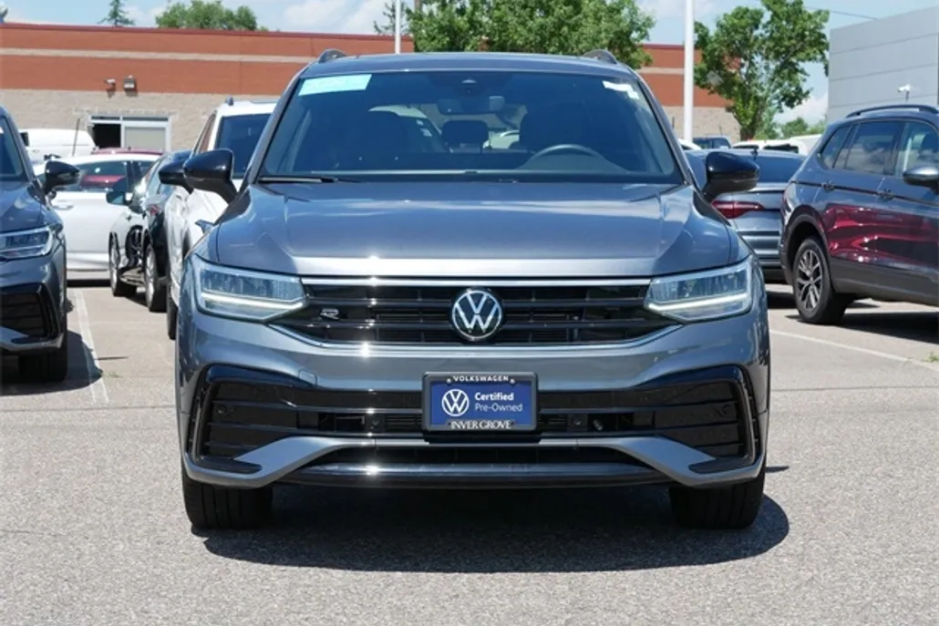 2024 Volkswagen Tiguan SE R-Line Black photo 1