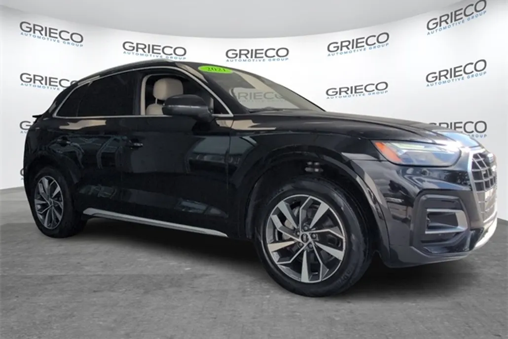 2021 Audi Q5 45 Premium Plus photo 1