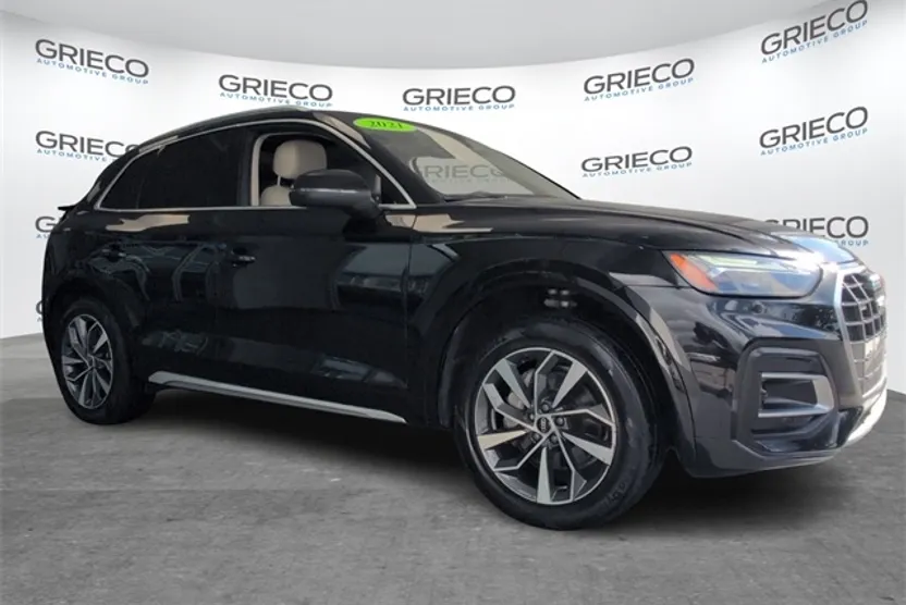 2021 Audi Q5 45 Premium Plus photo 1