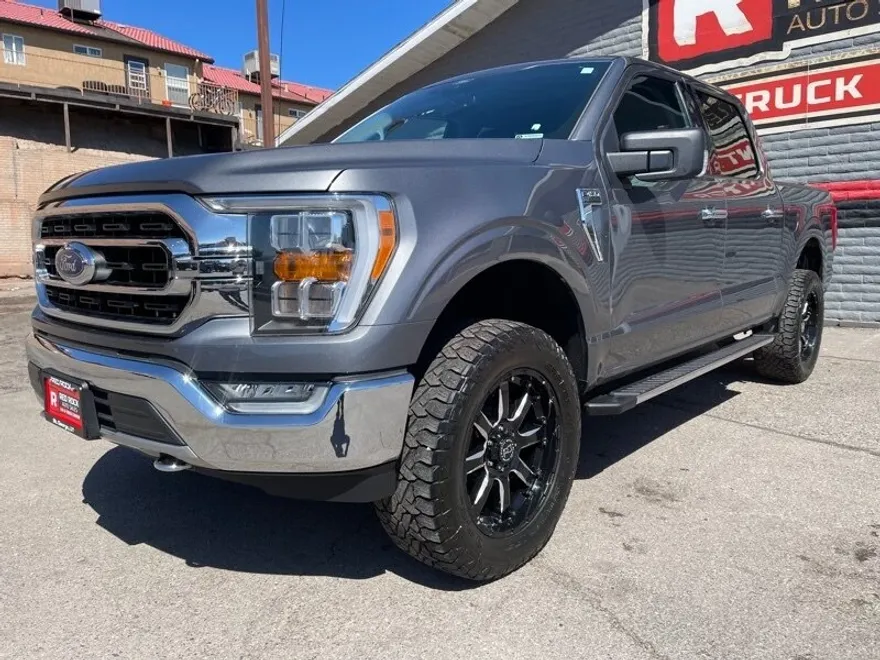 2021 Ford F-150 XLT photo 1