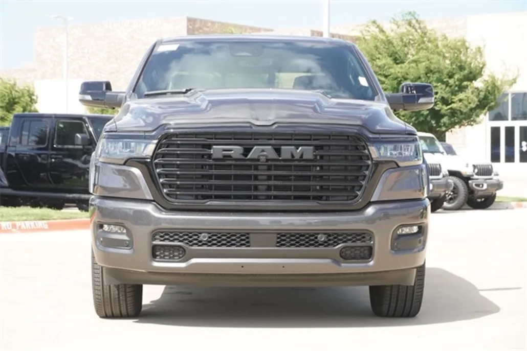 2025 Ram 1500 Laramie photo 1