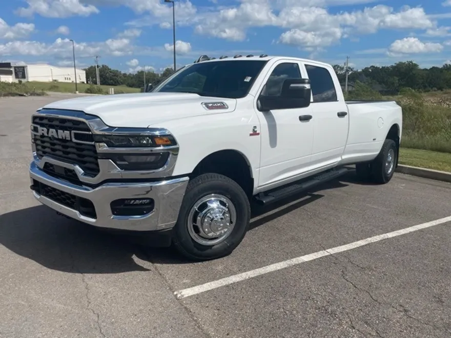 2026 Ram 3500 Tradesman photo 1