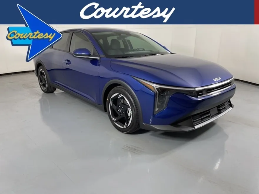 2025 Kia K4 EX photo 1