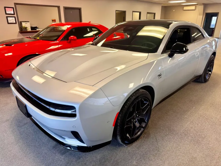 2024 Dodge Charger Daytona R/T AWD photo 1