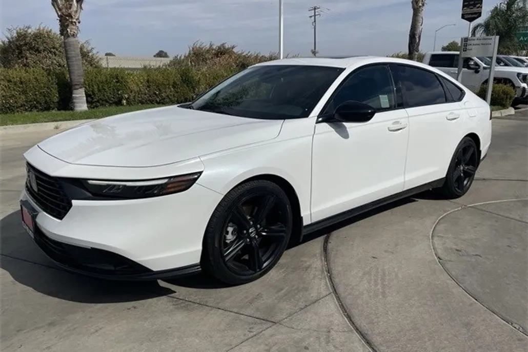 2023 Honda Accord Hybrid Sport-L photo 1