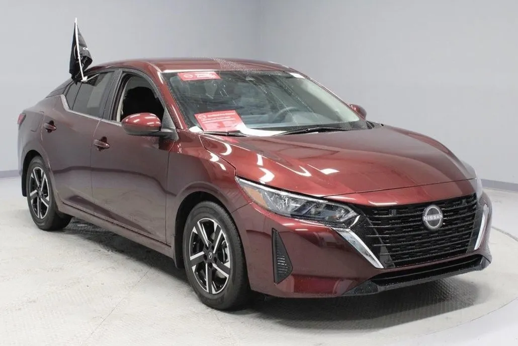 2024 Nissan Sentra SV photo 1