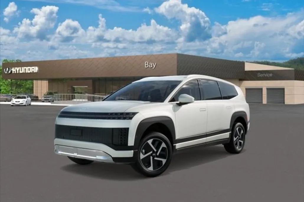 2026 Hyundai Ioniq SE photo 1