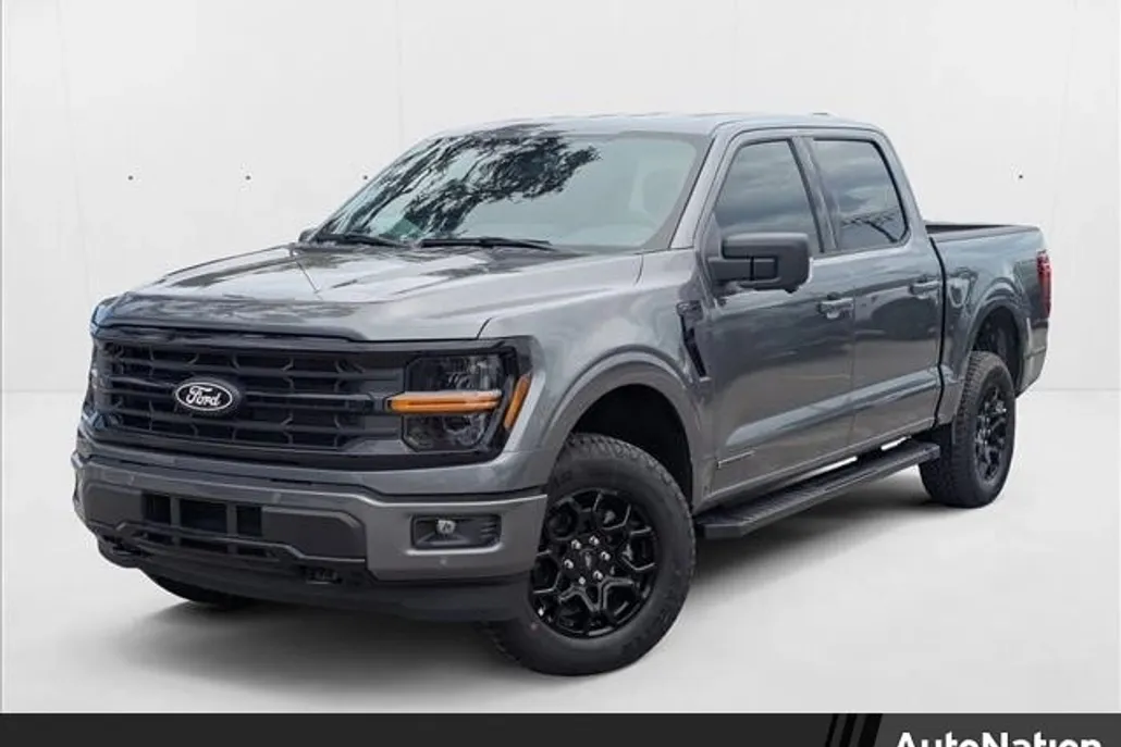 2025 Ford F-150 XLT photo 1