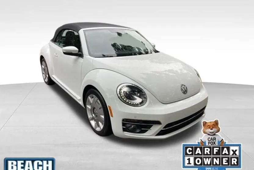 2019 Volkswagen Beetle Convertible SE photo 1