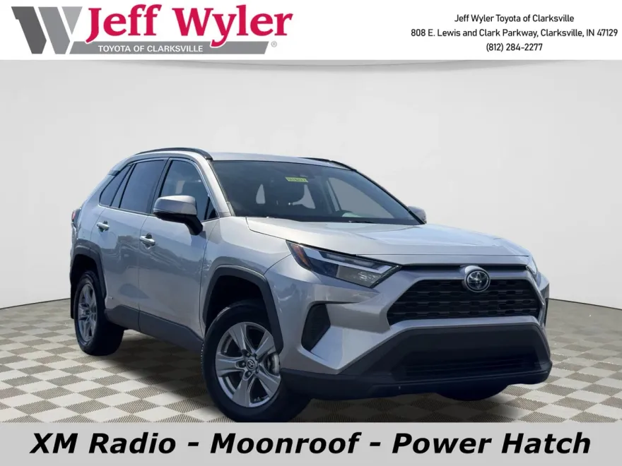 2024 Toyota RAV4 Hybrid XLE photo 1