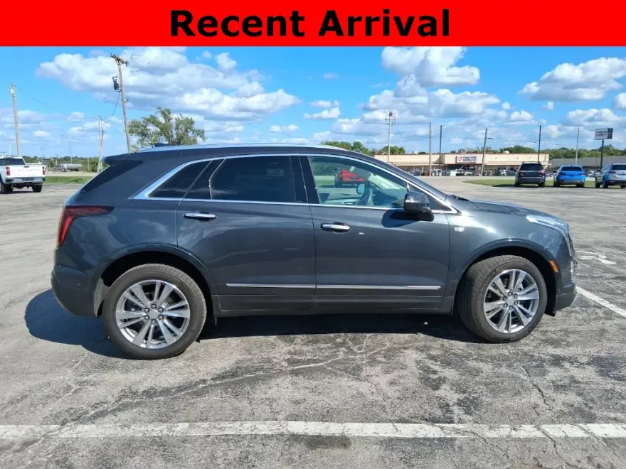 2023 Cadillac XT5 Premium Luxury photo 1