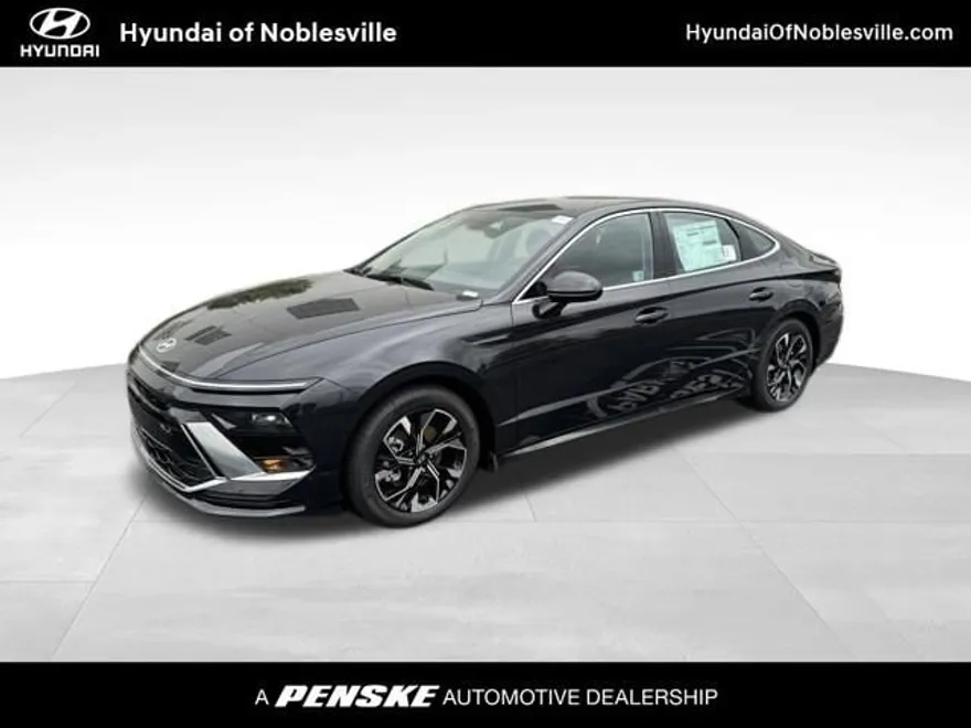 2025 Hyundai Sonata SEL photo 1