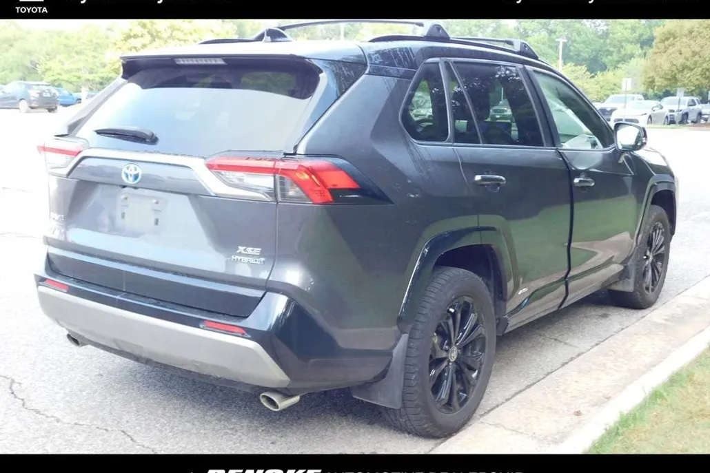 2023 Toyota RAV4 Hybrid XSE photo 1