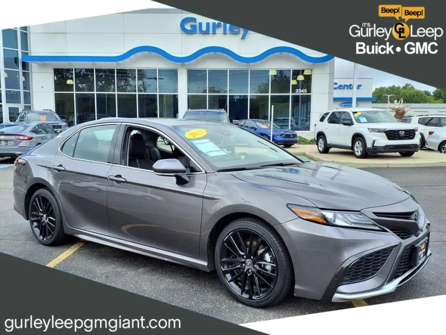 2023 Toyota Camry XSE photo 1
