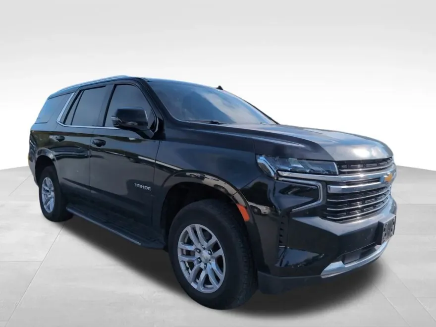 2022 Chevrolet Tahoe LT photo 1