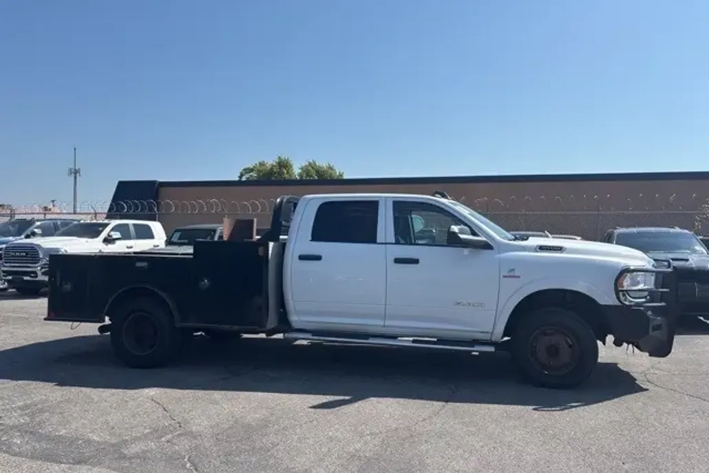 2020 Ram 3500 Tradesman photo 1