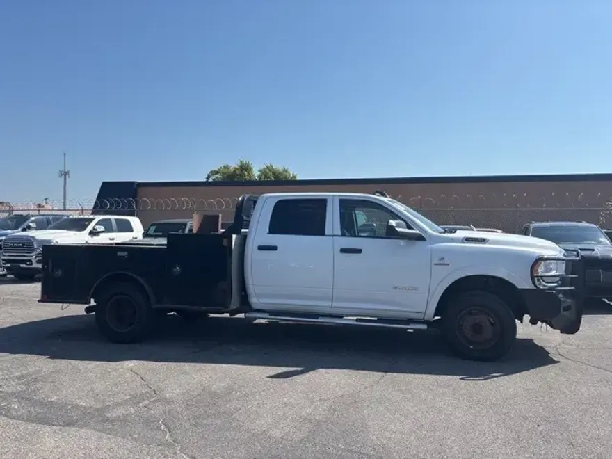 2020 Ram 3500 Tradesman photo 1