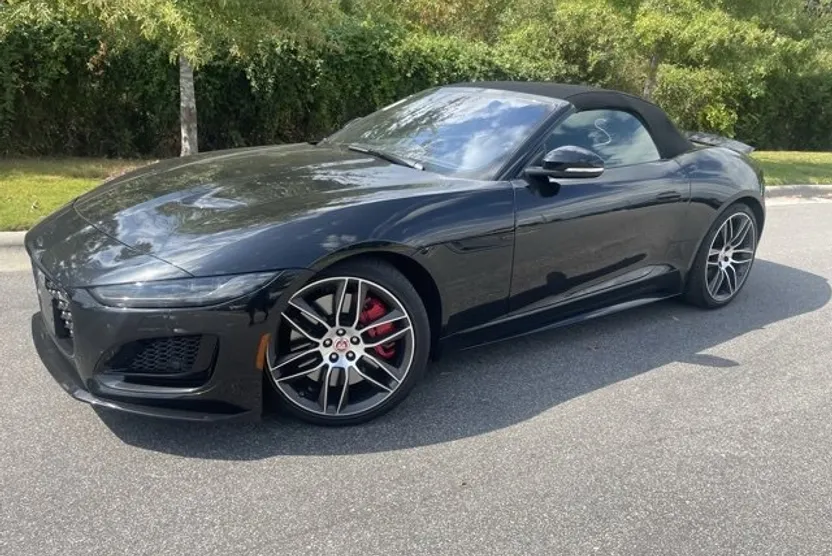2021 Jaguar F-TYPE R-Dynamic photo 1