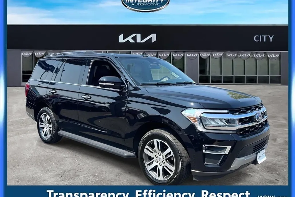 2024 Ford Expedition Limited photo 1