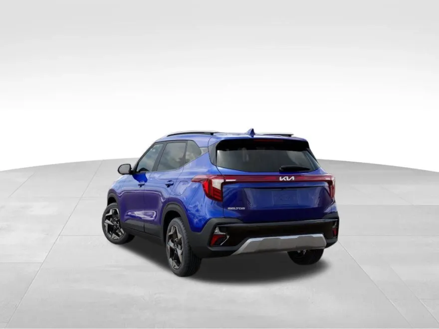 2026 Kia Seltos S photo 1