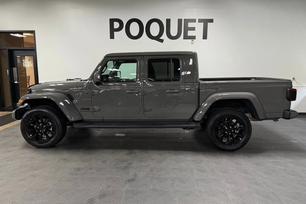 2022 Jeep Gladiator High Altitude photo 1