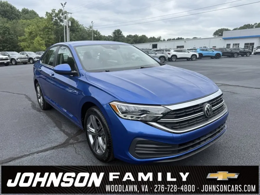 2024 Volkswagen Jetta SE photo 1