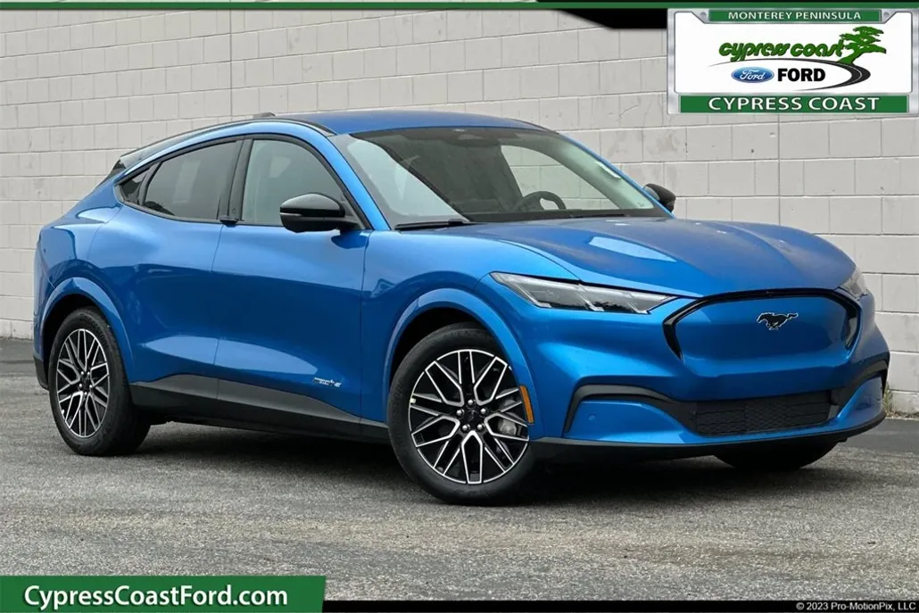 2025 Ford Mustang Mach-E Premium photo 1