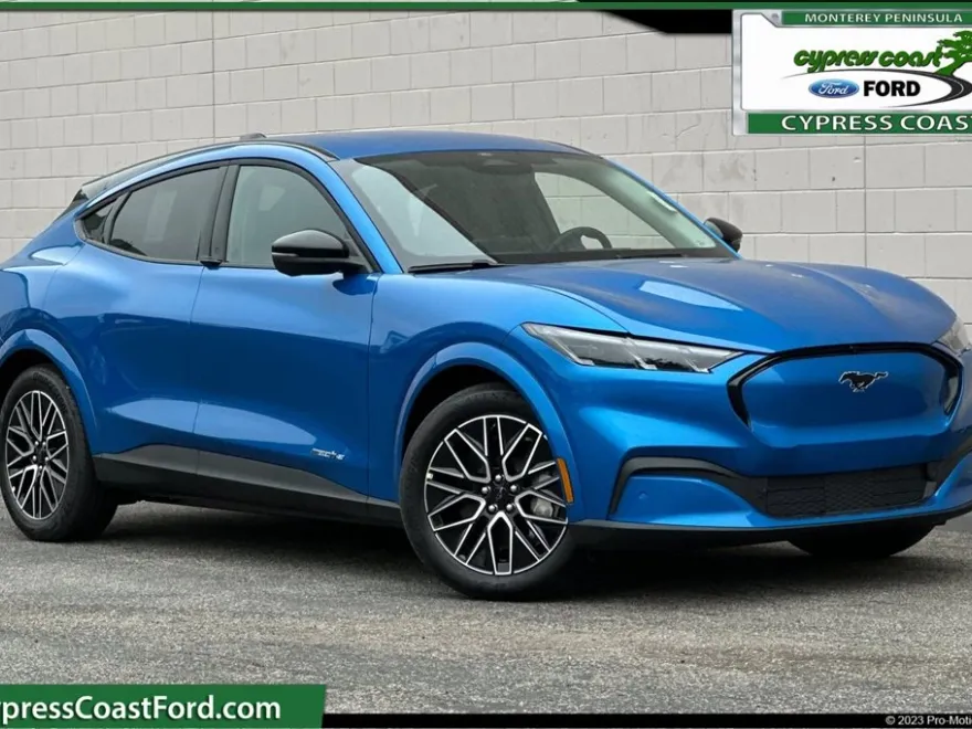 2025 Ford Mustang Mach-E Premium photo 1