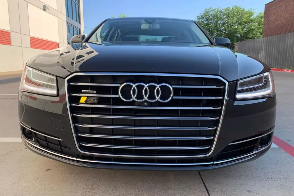 2015 Audi A8 L 4.0T photo 1