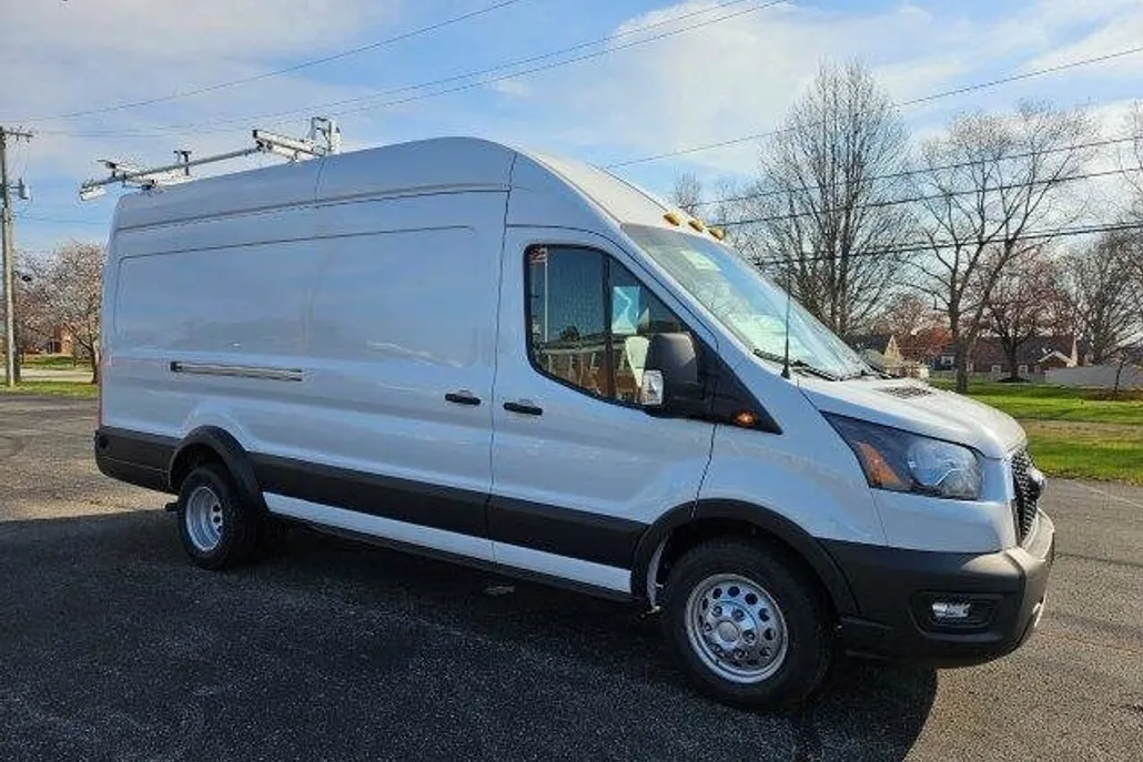 2024 Ford Transit photo 1