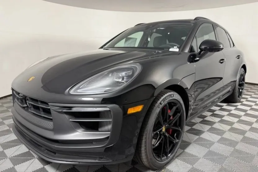 2025 Porsche Macan GTS photo 1