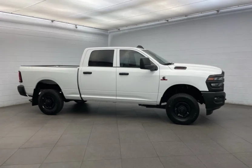 2025 Ram 2500 Tradesman photo 1