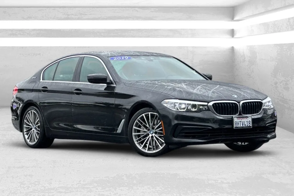 2019 Bmw 530e Sedan photo 1