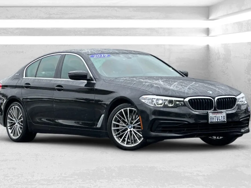 2019 Bmw 530e Sedan photo 1