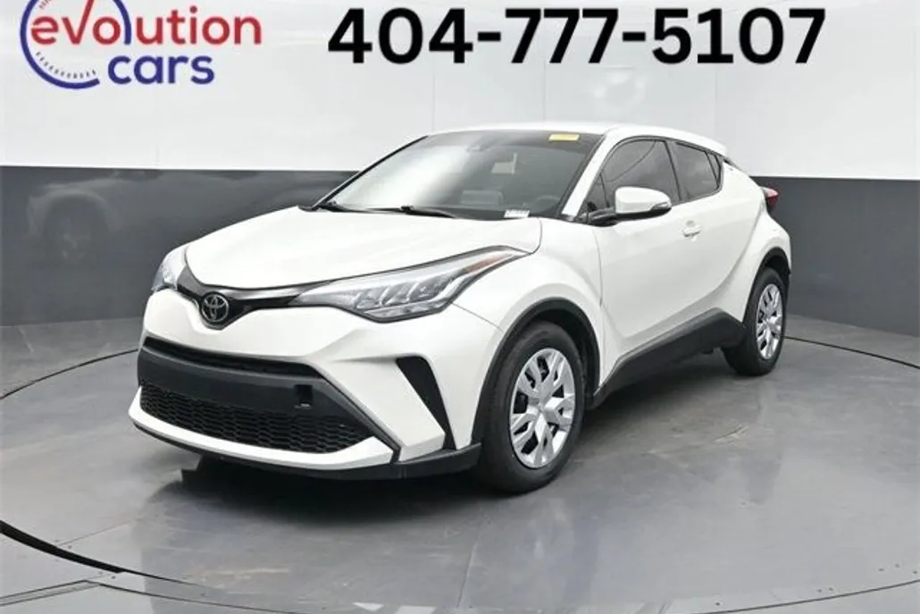 2020 Toyota C-HR LE photo 1