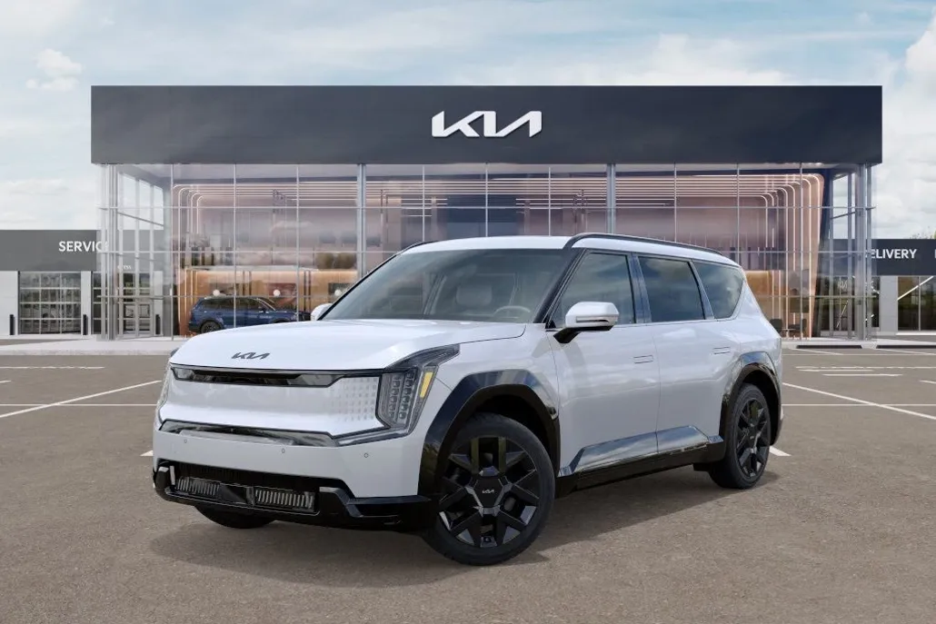 2026 Kia EV9 Land photo 1
