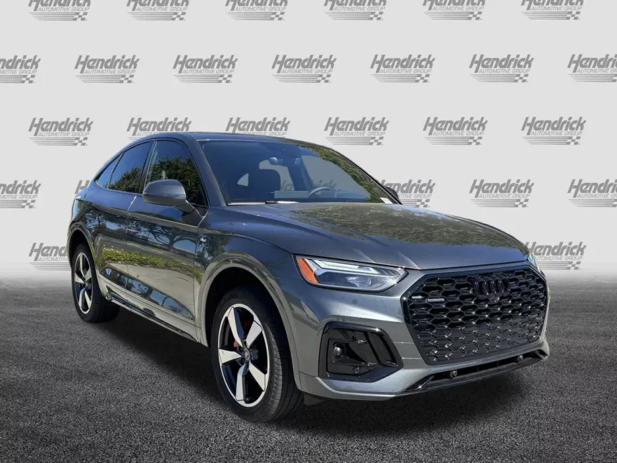 2024 Audi Q5 Sportback S line Premium Plus photo 1