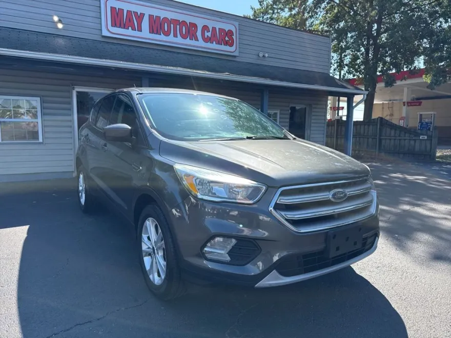 2017 Ford Escape SE photo 1