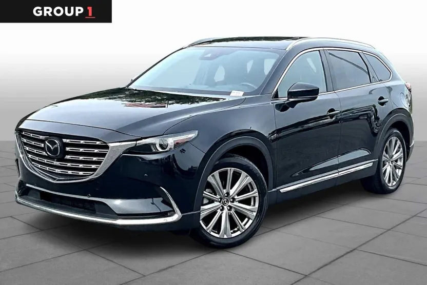 2022 Mazda CX-9 Signature photo 1