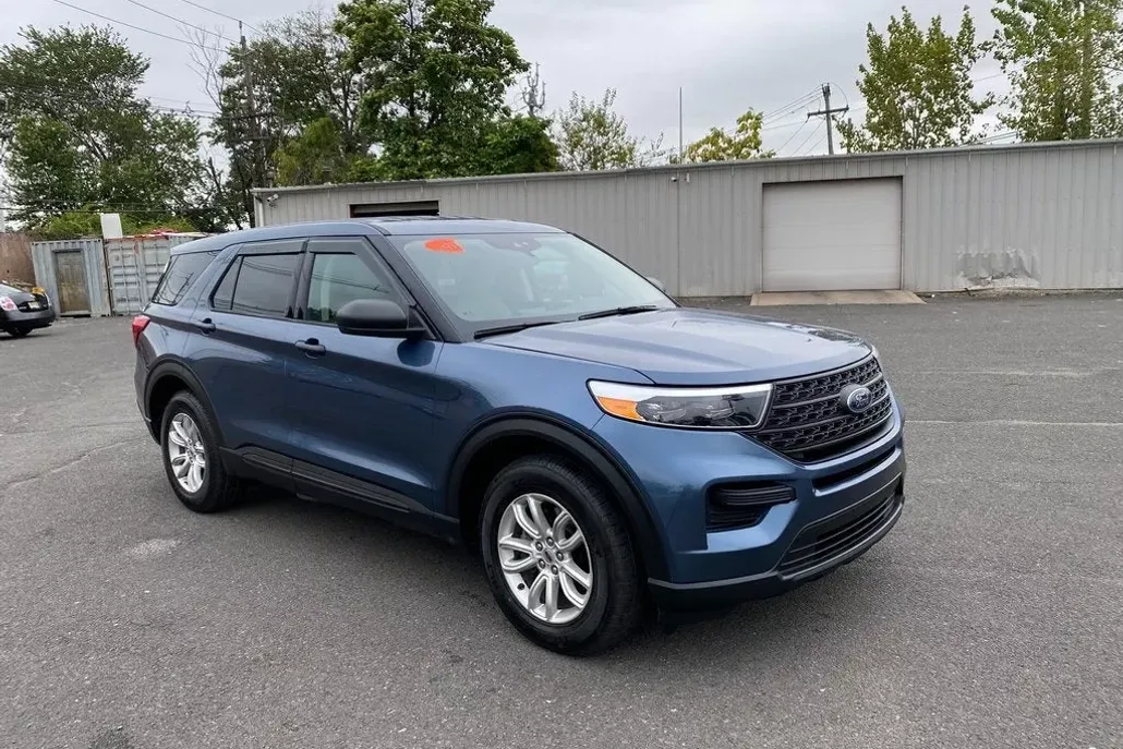 2020 Ford Explorer Base photo 1